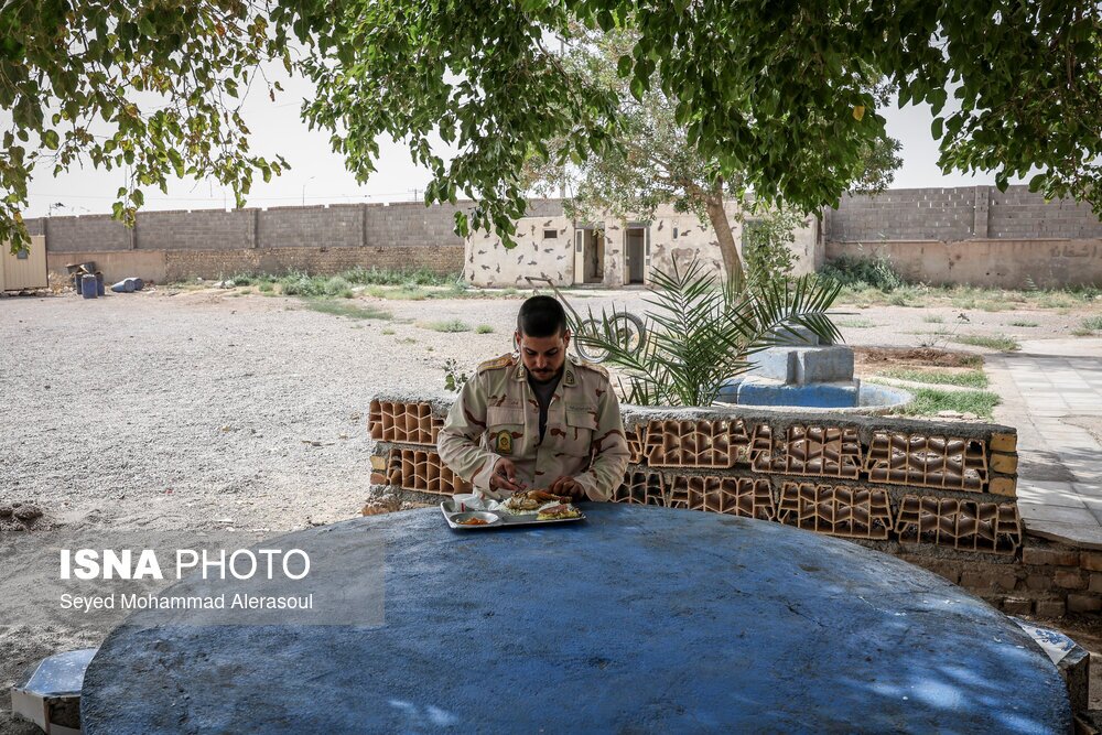 «سربازان، چشمان بیدار وطن»
