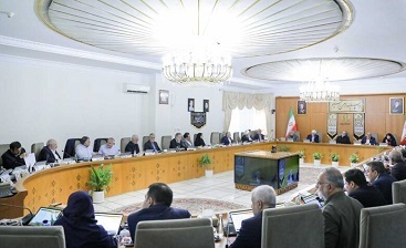 اعتراف عجیب به بی‌حاصل بودن جلسات دولت!/نه تصميم مي‌سازد و نه اصلاح مي‌آورد