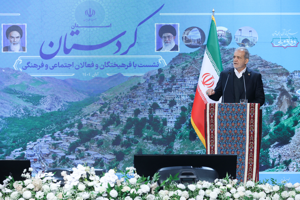 رئیس جمهور: دولت را برای کاهش تورم کوچک میکنیم