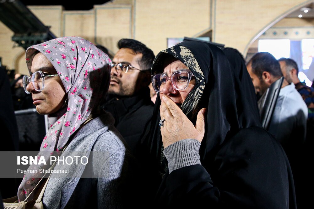 آیین بدرقه کاروان «اهالی بهشت» در اصفهان آیین بدرقه کاروان «اهالی بهشت» در اصفهان