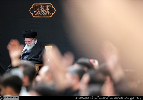اولین شب مراسم عزاداری ایام شهادت حضرت فاطمةالزهرا سلام‌الله‌علیها در حسینیه امام خمینی(ره)