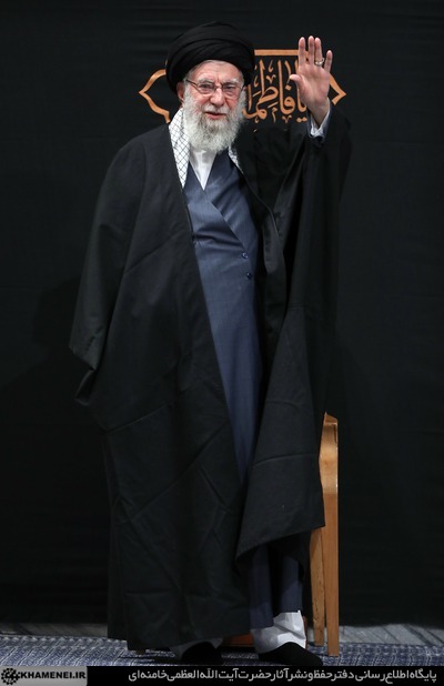 اولین شب مراسم عزاداری ایام شهادت حضرت فاطمةالزهرا سلام‌الله‌علیها در حسینیه امام خمینی(ره)