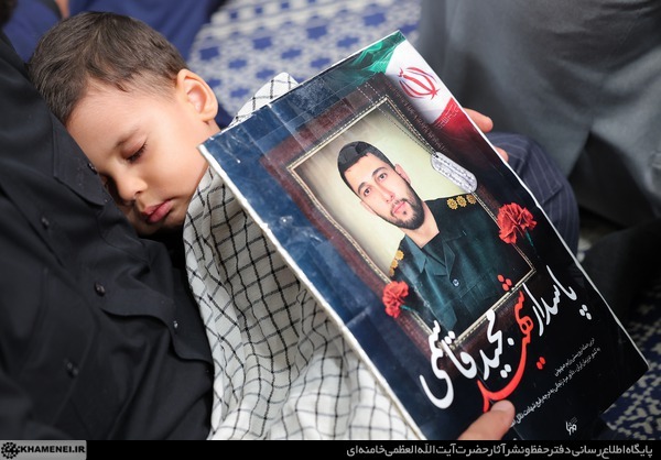 اولین شب مراسم عزاداری ایام شهادت حضرت فاطمةالزهرا سلام‌الله‌علیها در حسینیه امام خمینی(ره)