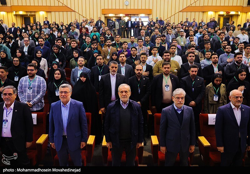 مراسم گرامیداشت روز دانشجو با حضور رئیس جمهور مراسم گرامیداشت روز دانشجو با حضور رئیس جمهور