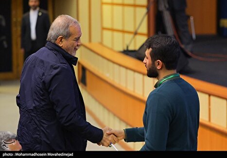 مراسم گرامیداشت روز دانشجو با حضور رئیس جمهور