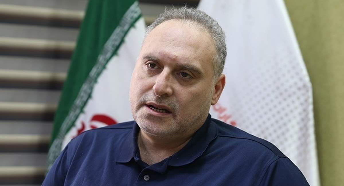 قصیده‌ای خواندنی از افشین علا برای جزایر سه‌گانه