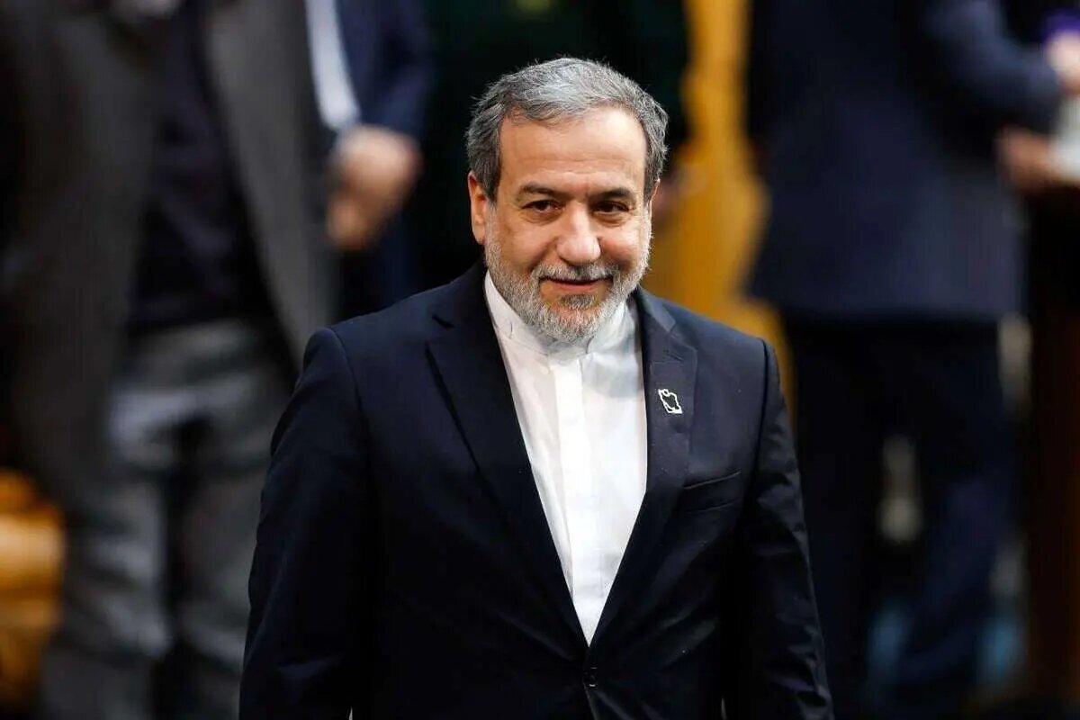 سفر مهم عراقچی؛ وزیر خارجه وارد مسکو شد سفر مهم عراقچی؛ وزیر خارجه وارد مسکو شد