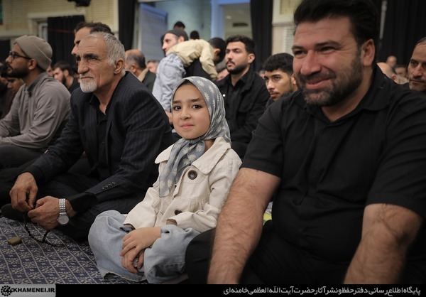 آخرین شب مراسم عزاداری ایام شهادت حضرت فاطمةالزهرا سلاماللهعلیها در حسینیه امام خمینی(ره) آخرین شب مراسم عزاداری ایام شهادت حضرت فاطمةالزهرا سلاماللهعلیها در حسینیه امام خمینی(ره)