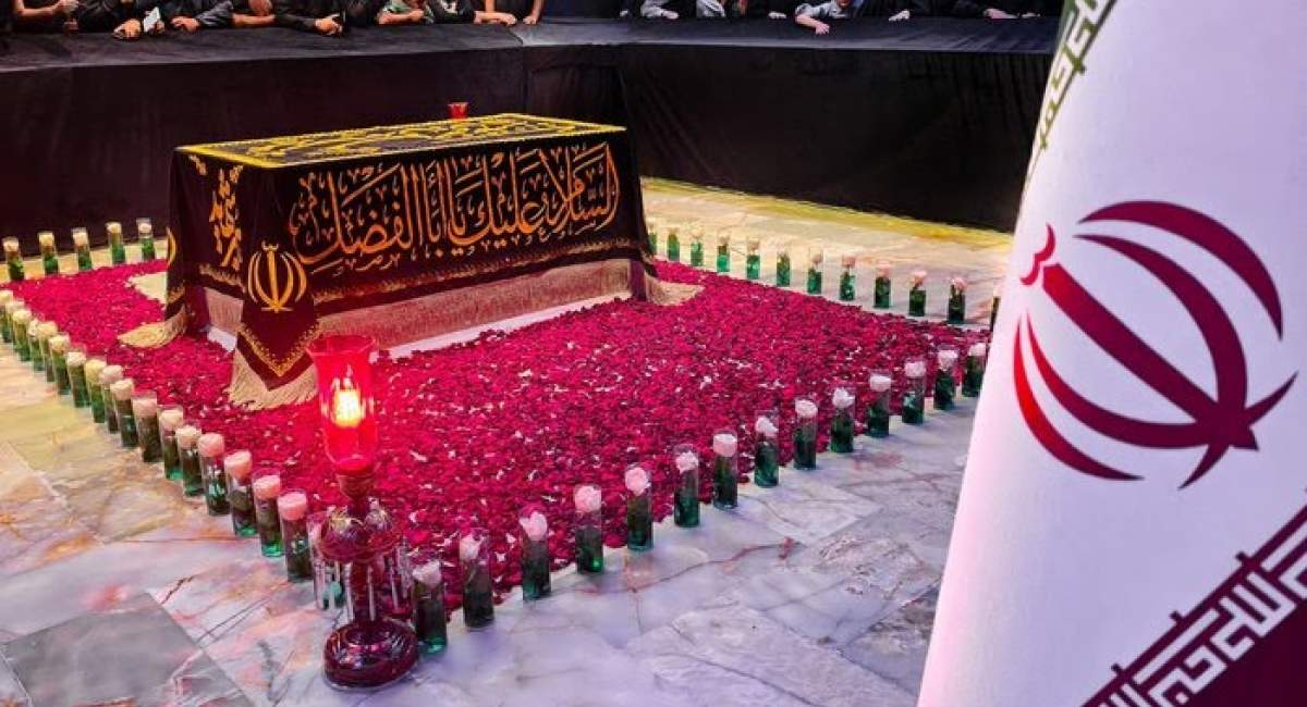مراسم چهلم رهبر انقلاب در تهران و مشهد مراسم چهلم رهبر انقلاب در تهران و مشهد