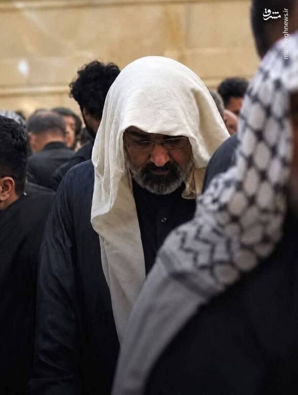تصویری از حضور رهبر معظم انقلاب اسلامی در اربعین سال گذشته