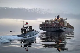 تا زمان تداوم حملات ، یک قطره نفت و گاز از تنگه هرمز صادر نخواهد شد