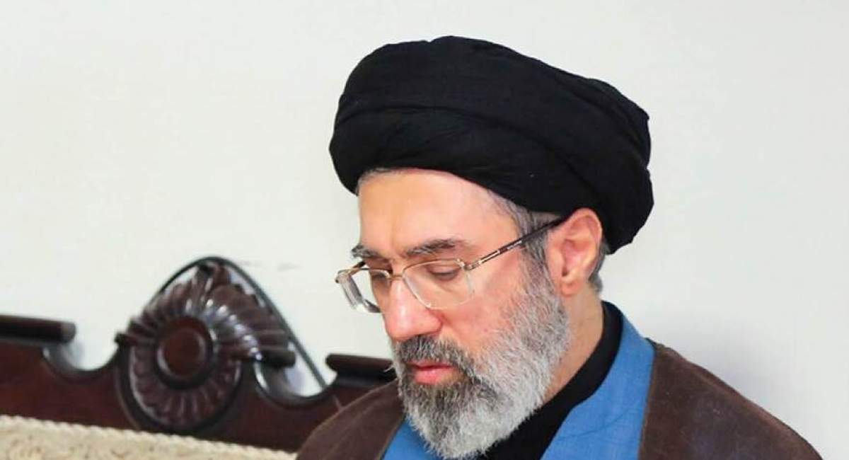 با انتخاب شایسته خبرگان سازشکاران داخلی به بن‌بست خوردند