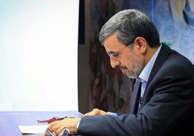 پیام محمود احمدی‌نژاد به مناسبت تشییع رهبر شهید انقلاب