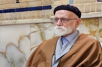 قطب دراویش گنابادی از غیبت در ایام جنگ تا رؤیت در مشهد! قطب دراویش گنابادی از غیبت در ایام جنگ تا رؤیت در مشهد!