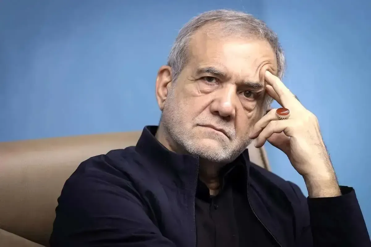 آقای پزشکیان! مراقب نفوذ جریان وحدتشکن در بدنه دولت باشید آقای پزشکیان! مراقب نفوذ جریان وحدتشکن در بدنه دولت باشید