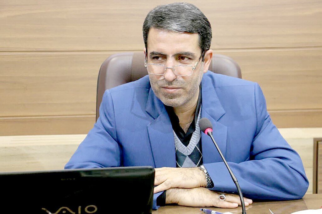 نظارت در جنگ تعارفبردار نیست/ وزرا از پشت میزها بیرون بیایند نظارت در جنگ تعارفبردار نیست/ وزرا از پشت میزها بیرون بیایند