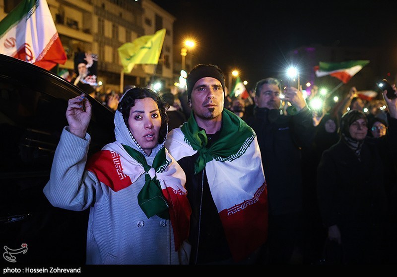 دومین شب تجمع سوگواران رهبر شهید انقلاب در تهران دومین شب تجمع سوگواران رهبر شهید انقلاب در تهران