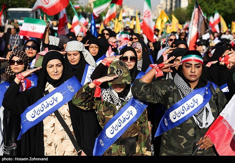 اجتماع بزرگ دختران جانفدای ایران اجتماع بزرگ دختران جانفدای ایران