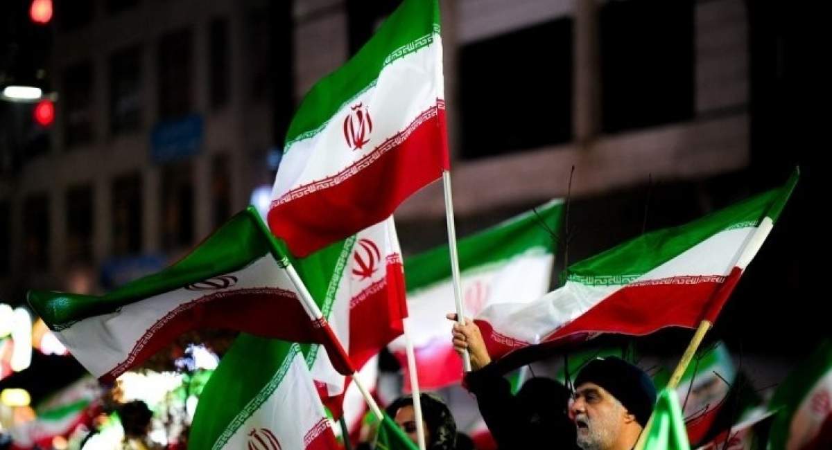 گاردین: ایران با دست بالاتر پای میز مذاکره می رود گاردین: ایران با دست بالاتر پای میز مذاکره می رود
