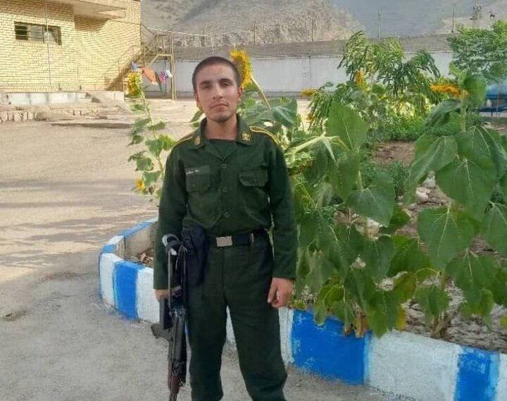 شهادت یک سرباز در ایذه درپی درگیری با اشرار شهادت یک سرباز در ایذه درپی درگیری با اشرار