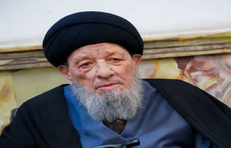 نماز آیت الله سید محمد تقی حکیم بر پیکر مطهر قائد شهید امت+فیلم