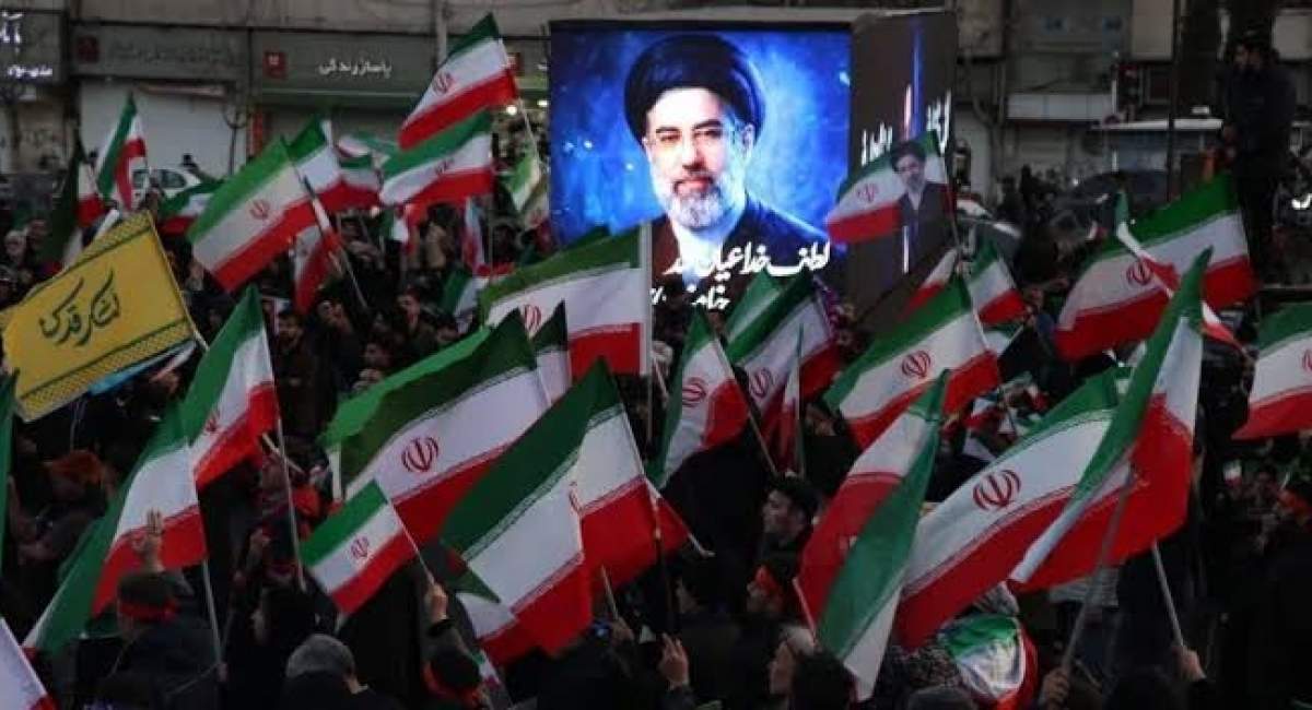 روزنامه اصلاح طلب: پیروان اسلام علوی مشغول مقاومت هستند؛ تابعان اسلام اموی در حال سازش روزنامه اصلاح طلب: پیروان اسلام علوی مشغول مقاومت هستند؛ تابعان اسلام اموی در حال سازش