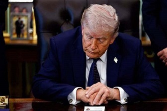 ترامپ متن تفاهم نامه را تغییر داد/ ارسال پیشنهاد جدید آمریکا به ایران ترامپ متن تفاهم نامه را تغییر داد/ ارسال پیشنهاد جدید آمریکا به ایران