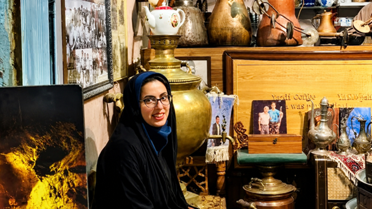 این دختر نخبه سرش را داد تا کار کشور زمین نماند این دختر نخبه سرش را داد تا کار کشور زمین نماند