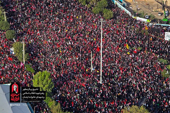 پیکر رهبر شهید در شهر قم تشییع شد/کریمه اهل بیت(س) میزبان "آقای شهید ایران"