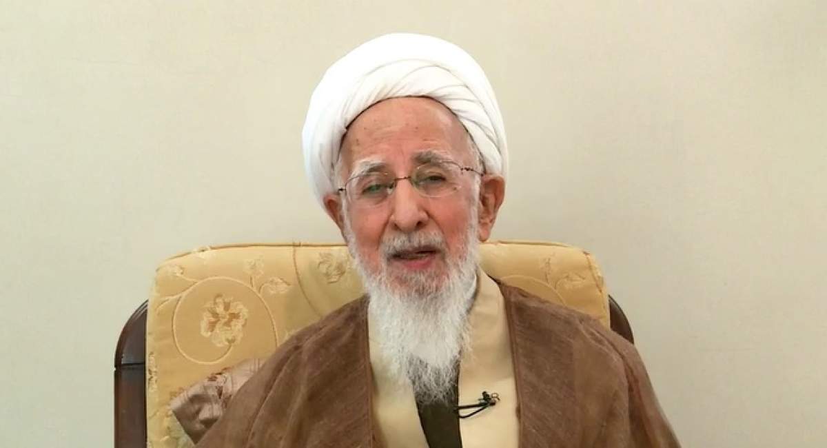 آیت‌الله جوادی آملی: حضور مردم، نشانه‌ آیات الهی است