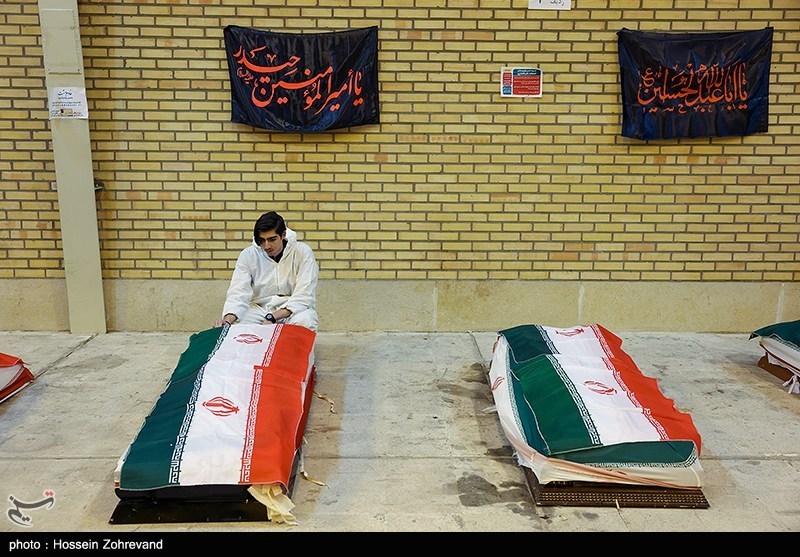 ورود پیکرهای 84 شهید ناو دنا به بهشت زهرا ورود پیکرهای 84 شهید ناو دنا به بهشت زهرا